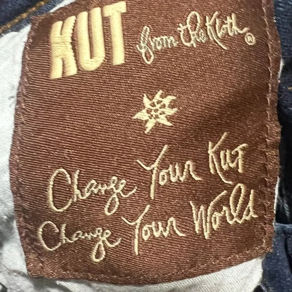 Kut from the Kloth Embroidered Bootcut Jeans Size L Y2K Cross Pocket Denim - Picture 10 of 10